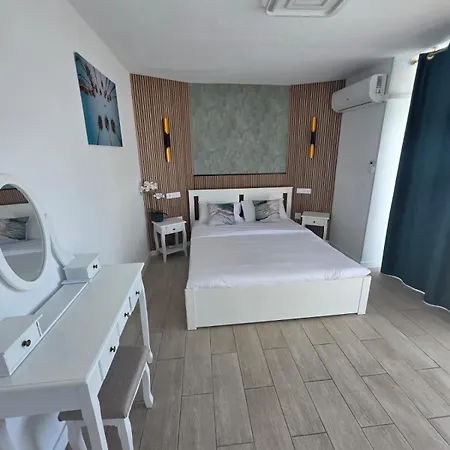 Palm Breeze - Americas * Playa de las Americas (Tenerife)