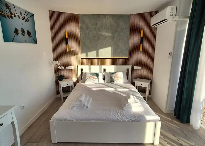 Palm Breeze - Americas Apartmán *