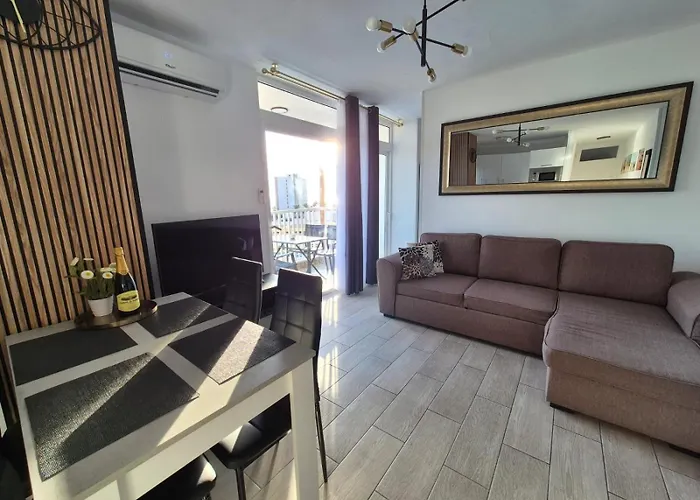 Palm Breeze - Americas Apartmán *